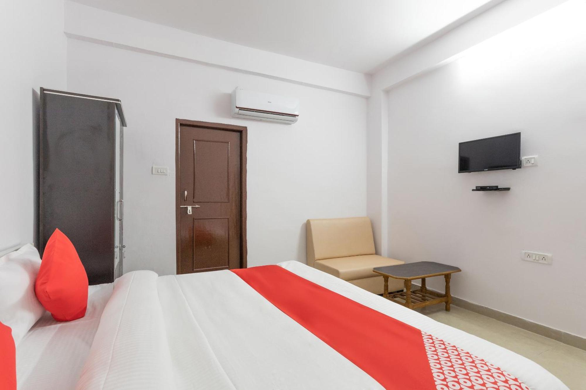 Hotel O Golden Star Bhopal Esterno foto