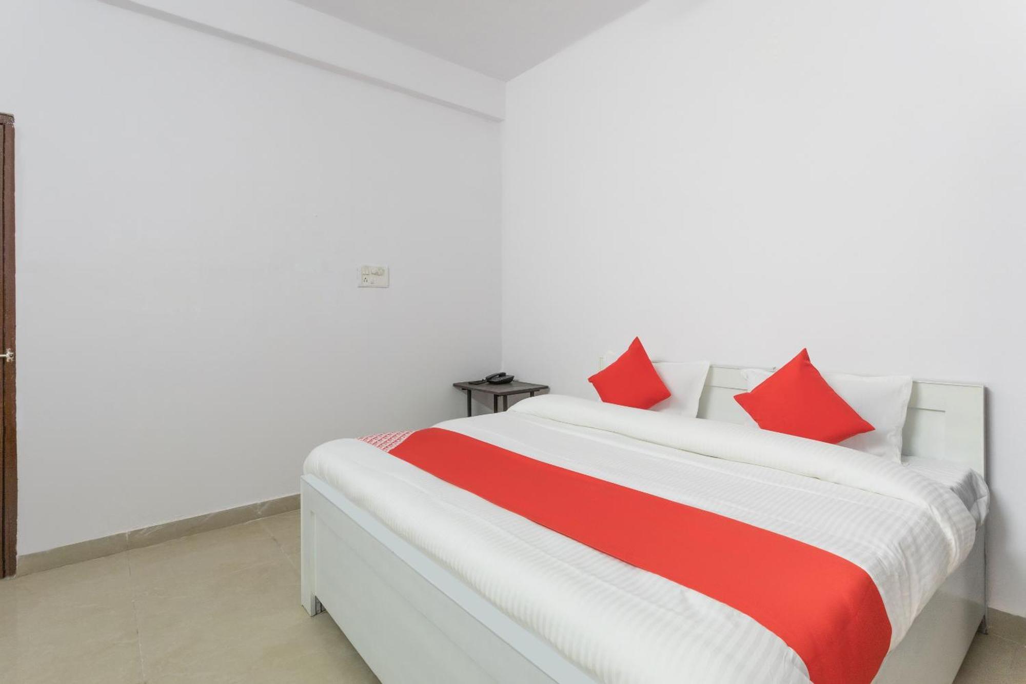 Hotel O Golden Star Bhopal Esterno foto