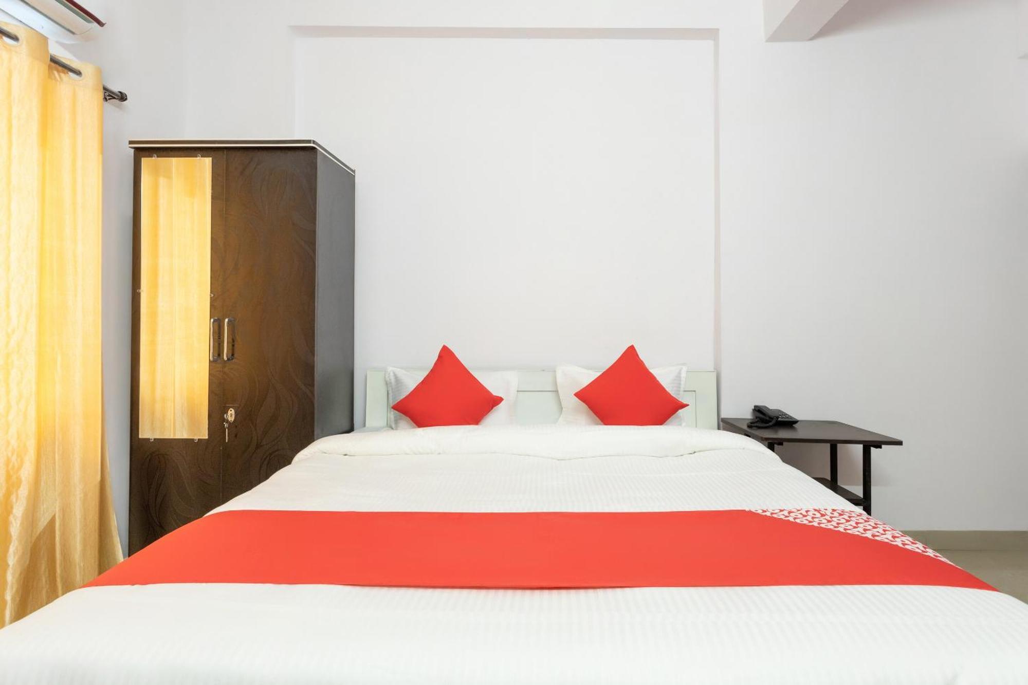Hotel O Golden Star Bhopal Esterno foto
