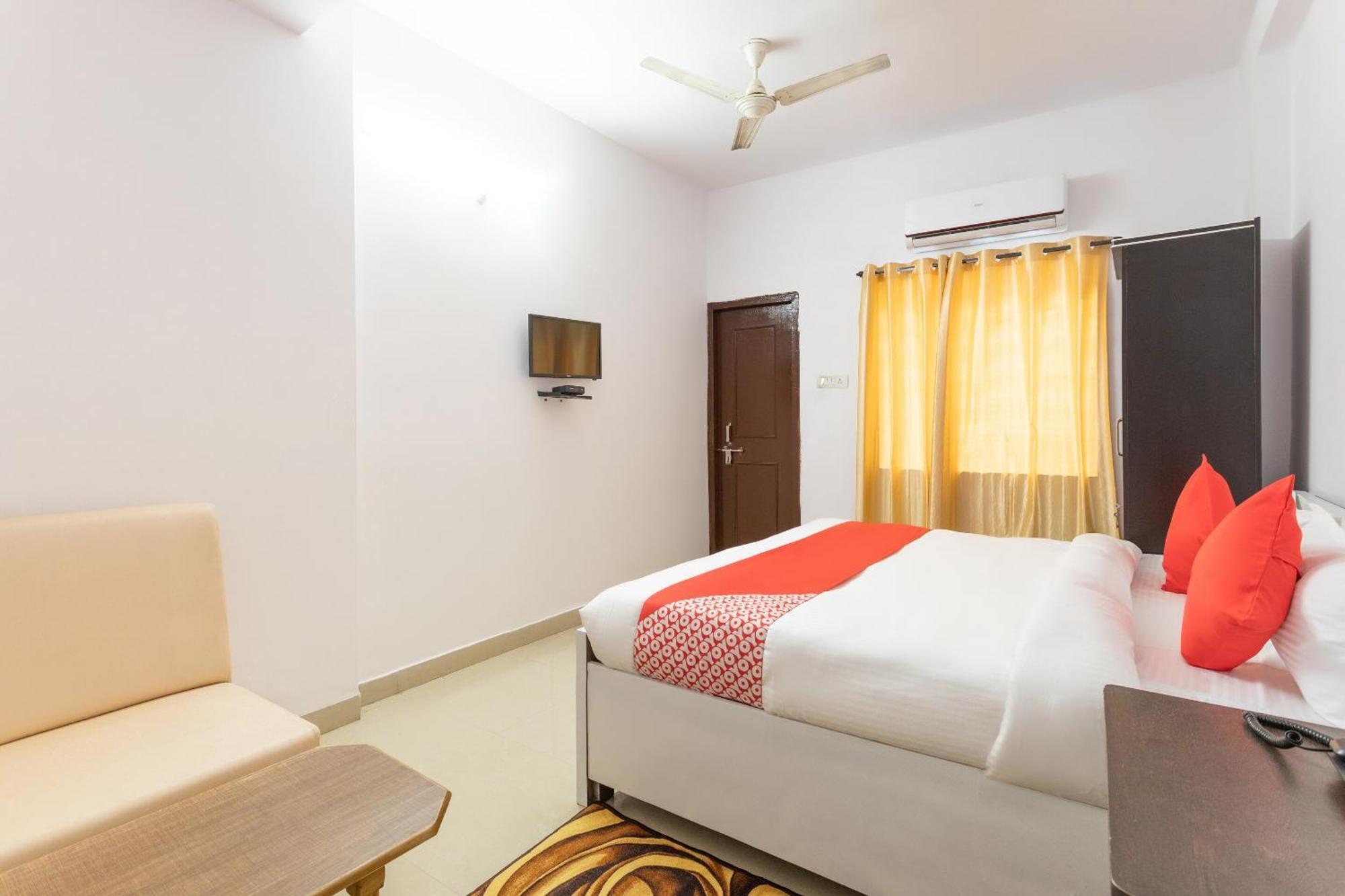 Hotel O Golden Star Bhopal Esterno foto