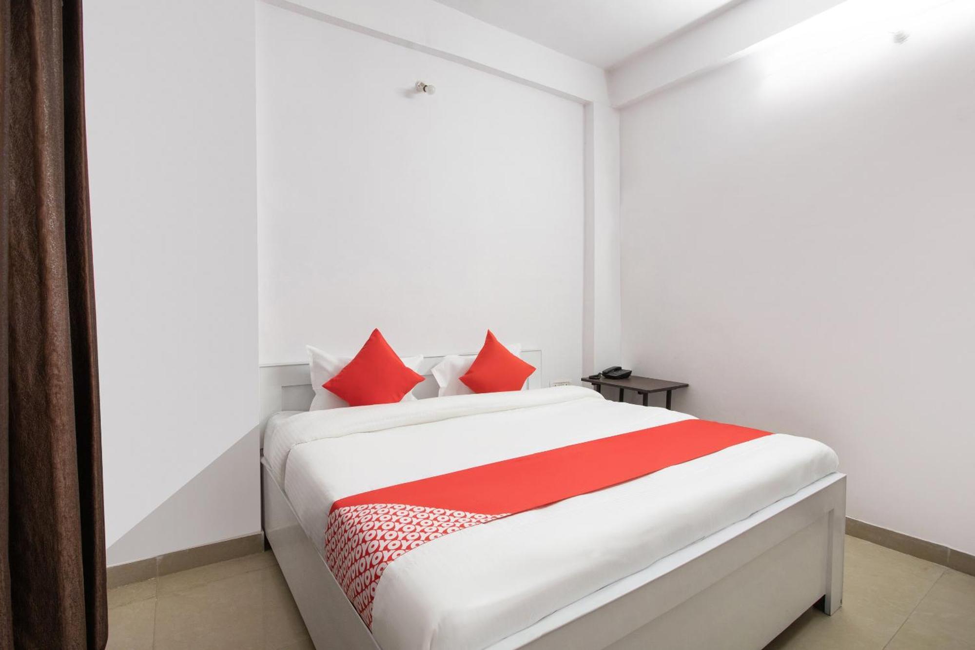 Hotel O Golden Star Bhopal Esterno foto